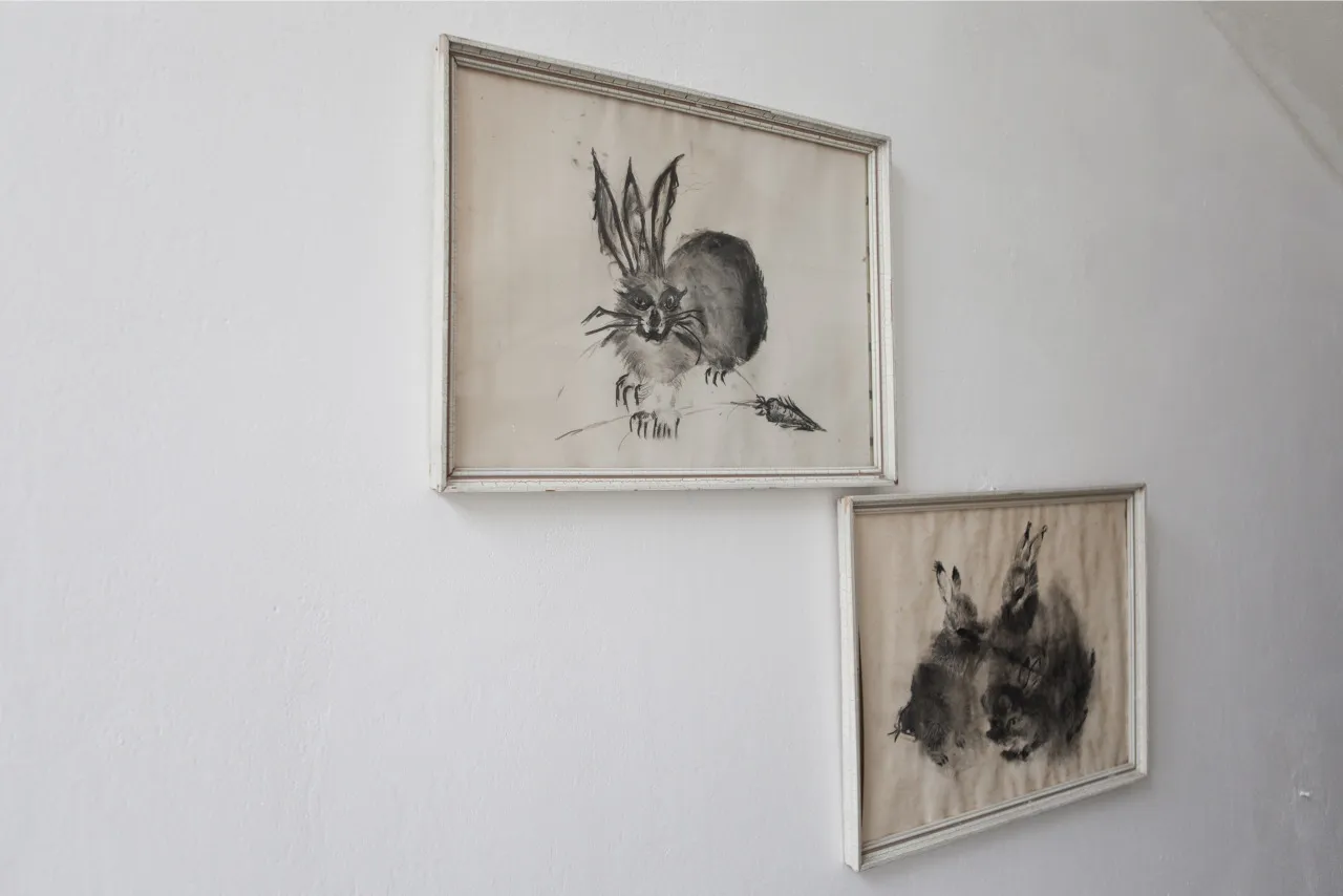 Barbora Kleinhamplová: Invisible Hand — 17